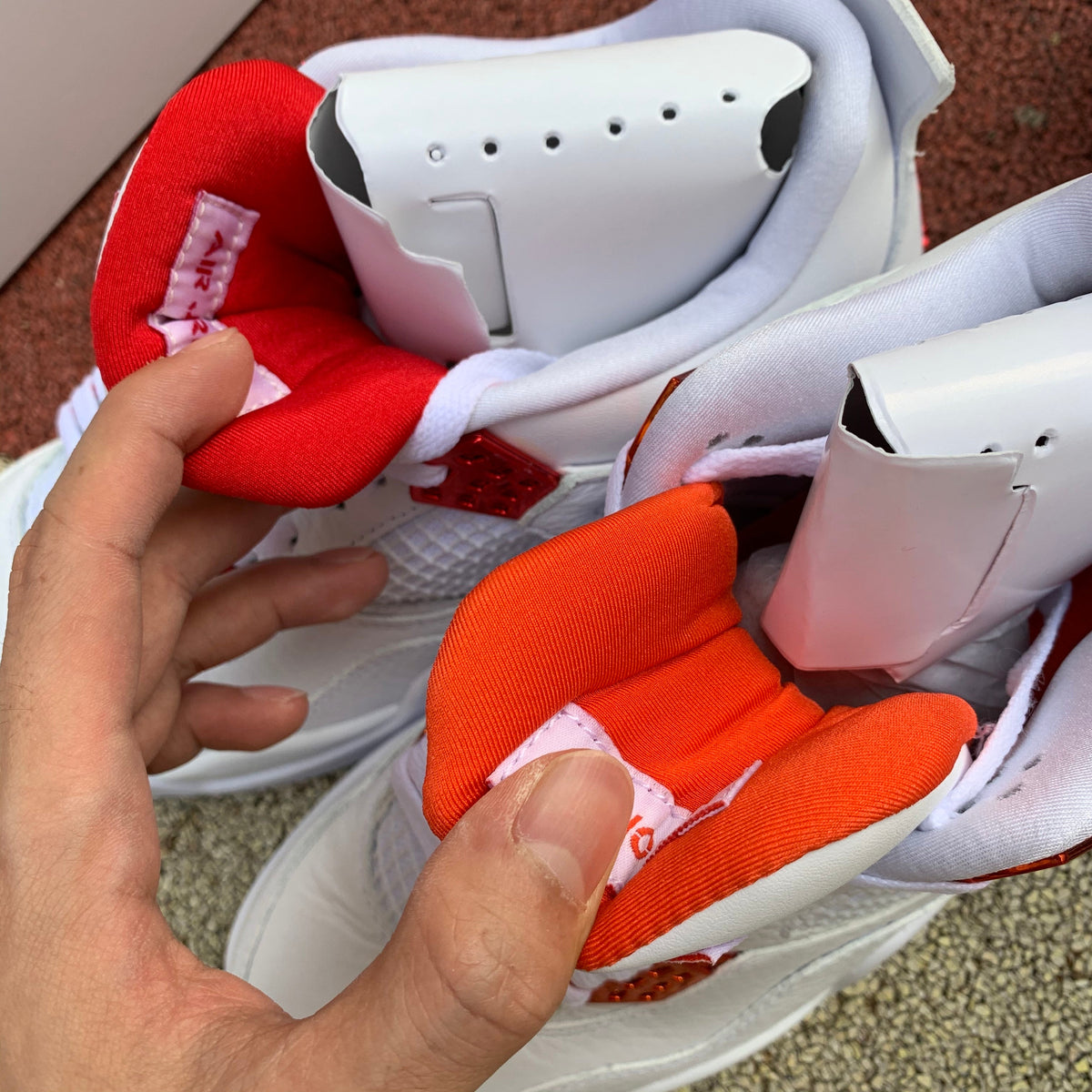 4 Retro Metallic Red