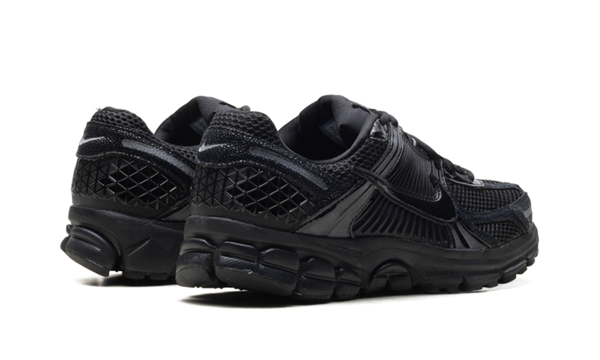 Zoom Vomero 5 WMNS"Black Patent" II6236 001