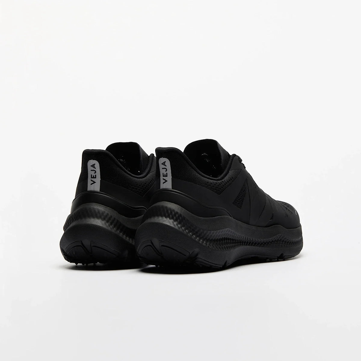Men's Condor 3 Advanced Engineered-Mesh in Full-Black